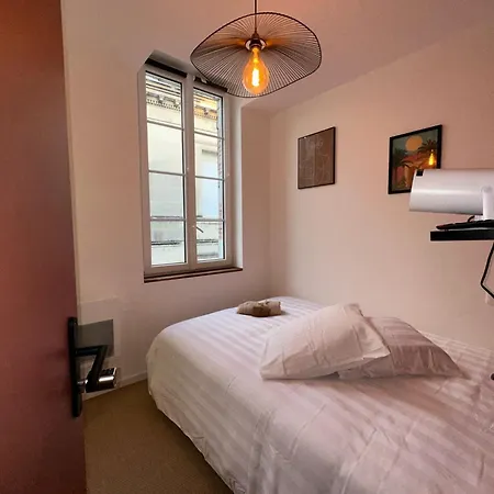 Maison Des Ambans D'hotes Hypercentre 200m De La Gare Et Petit Dejeuner Offert 3* Agen