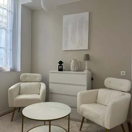 Maison Des Ambans D'hotes Hypercentre 200m De La Gare Et Petit Dejeuner Offert 3*